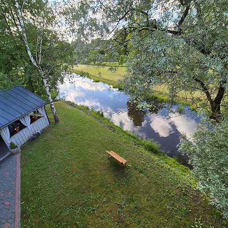 Saules Iela 2A Aparthotel Saldus Exteriör bild