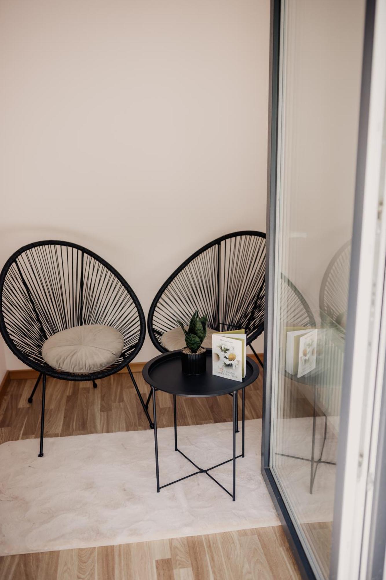 Saules Iela 2A Aparthotel Saldus Exteriör bild