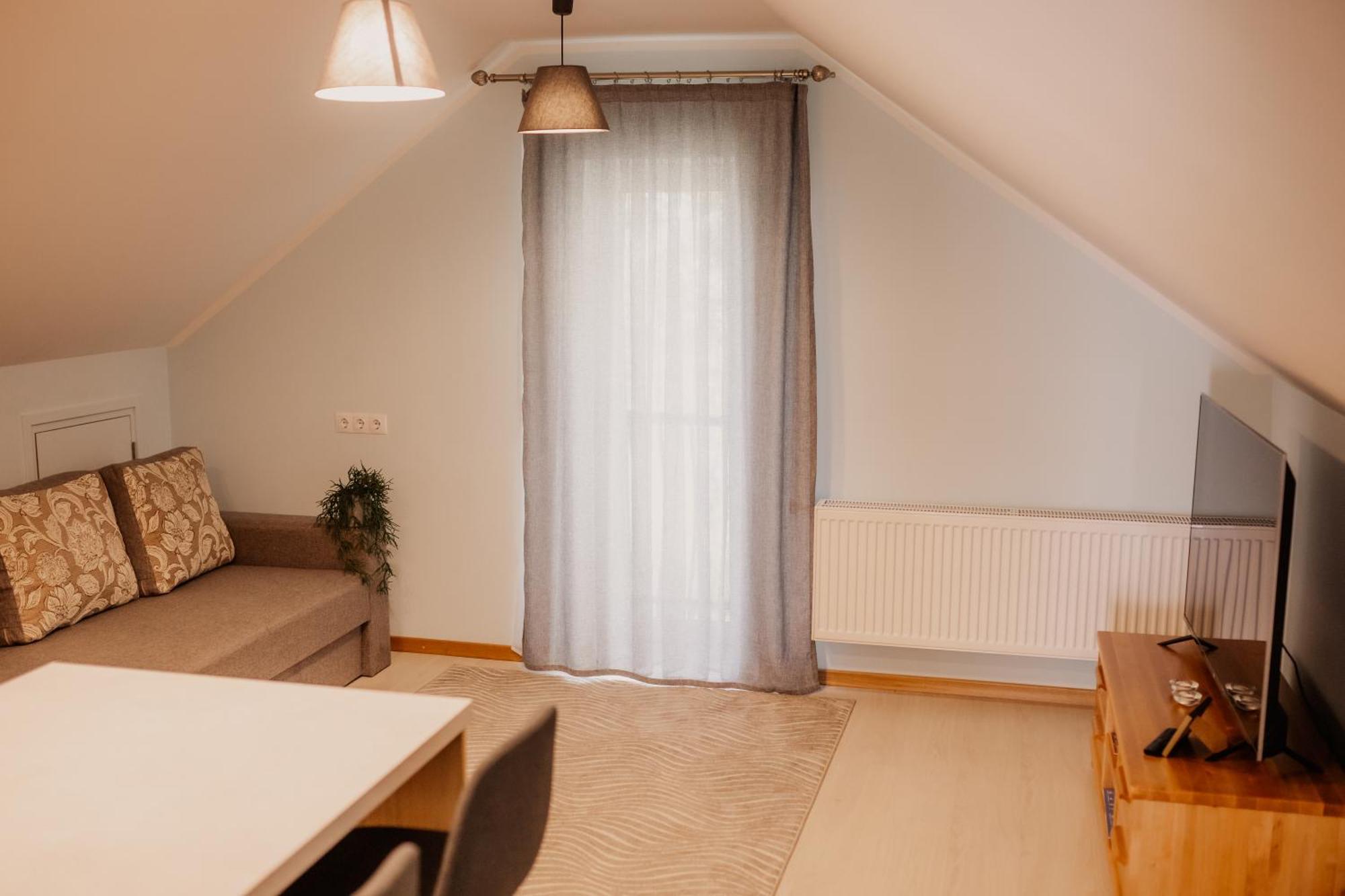 Saules Iela 2A Aparthotel Saldus Rum bild